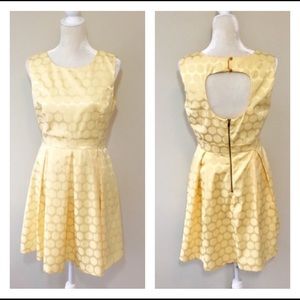 EUC Yellow Fit and flare dress M